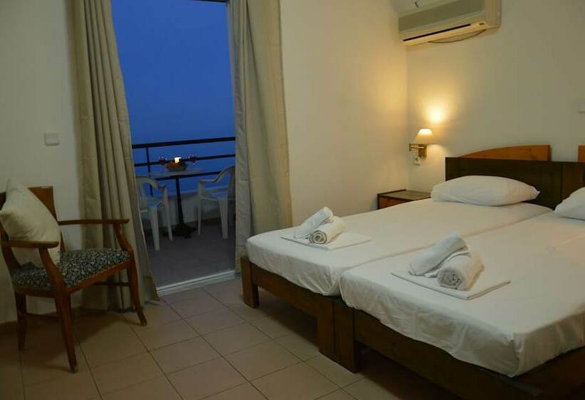 Escritório Estandar Vista Mar, 9 Muses