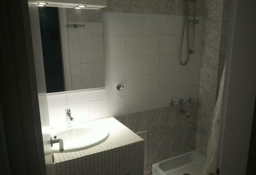 Apartamento 1 Dormitório Vista Mar, 9 Muses