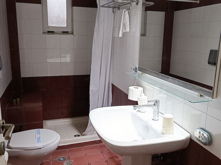 Escritório Estandar Vista Mar, 9 Muses