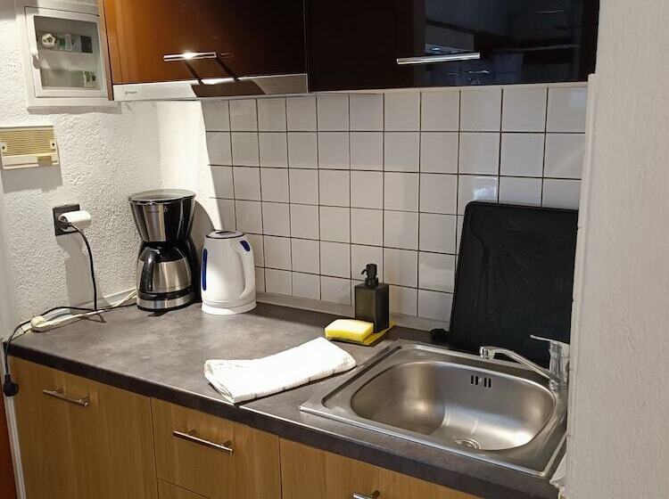 Escritório Estandar Vista Mar, 9 Muses