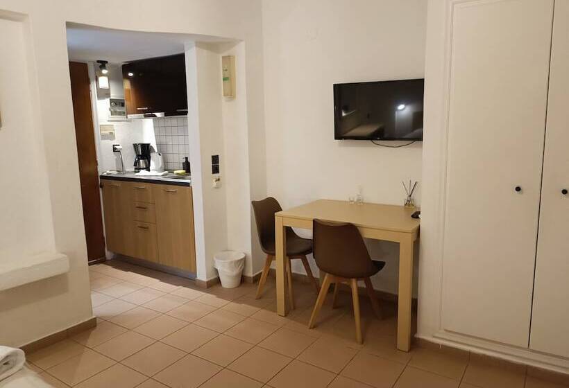 Escritório Estandar Vista Mar, 9 Muses