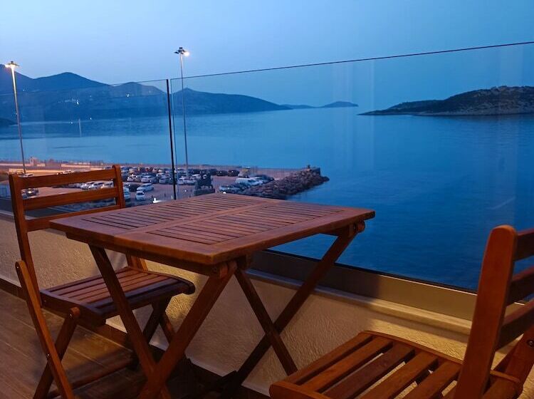 Apartamento Superior 1 Dormitório, 9 Muses