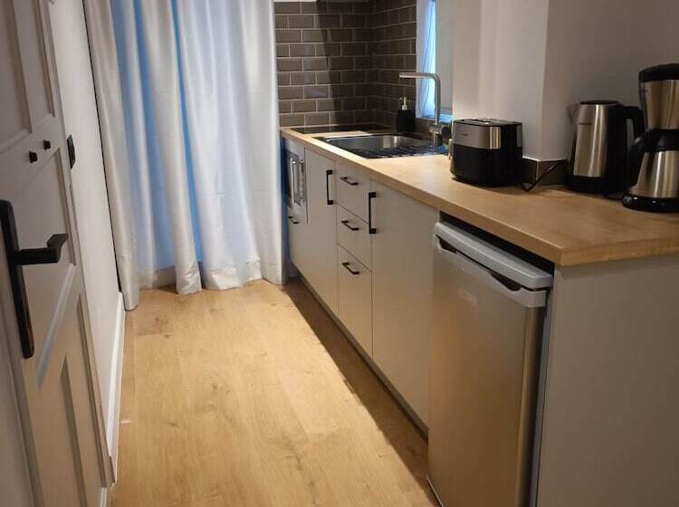 Apartamento Superior 1 Dormitório, 9 Muses