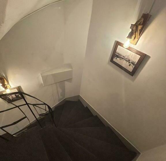 اتاق استاندارد, Oldmile Palace