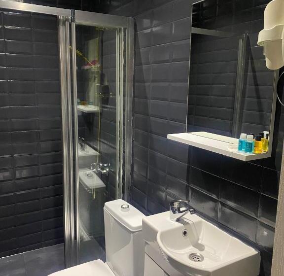 اتاق استاندارد, Oldmile Palace