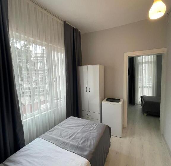 اتاق استاندارد, Oldmile Palace