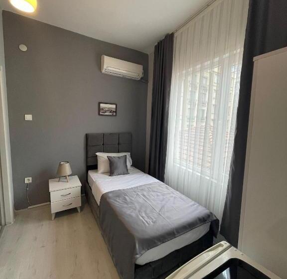 اتاق استاندارد, Oldmile Palace