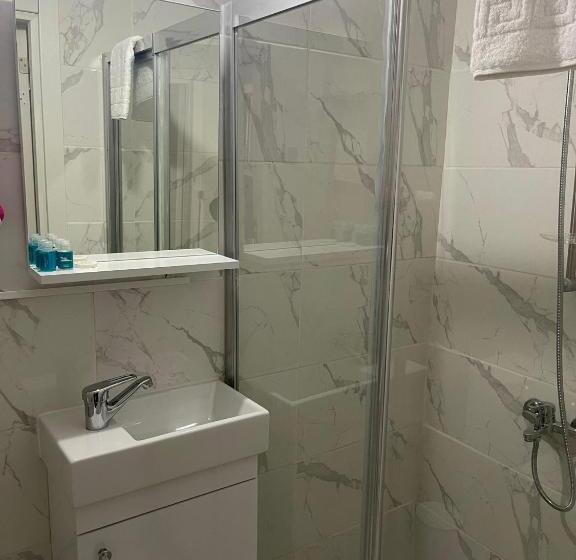 اتاق لوکس, Oldmile Palace