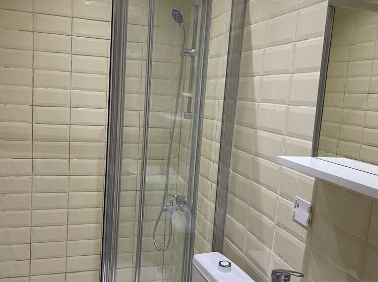 اتاق استاندارد, Oldmile Palace