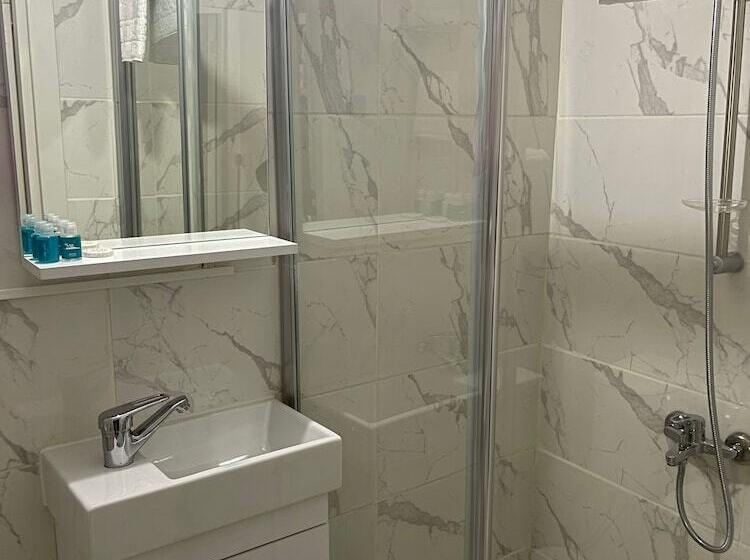 اتاق لوکس, Oldmile Palace