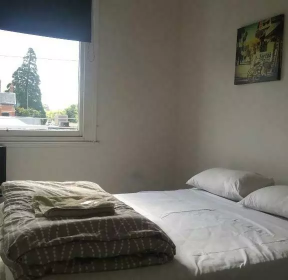 バス共有のスタンダードルーム, Western Hotel Ballarat
