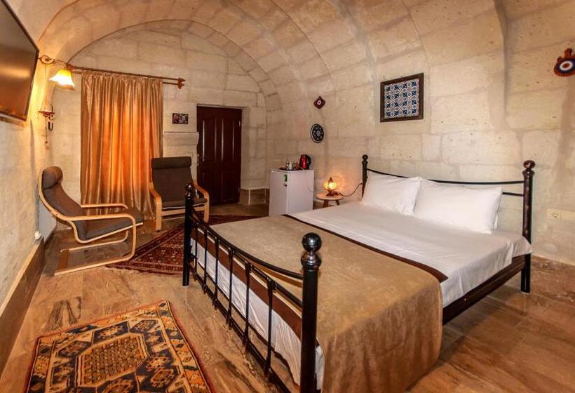 غرفة ديلوكس مزودة بشرفة, Nessa Cave