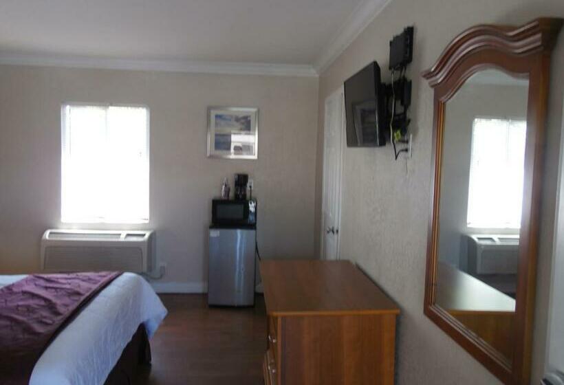 غرفة قياسية, Hi Way Host Motel