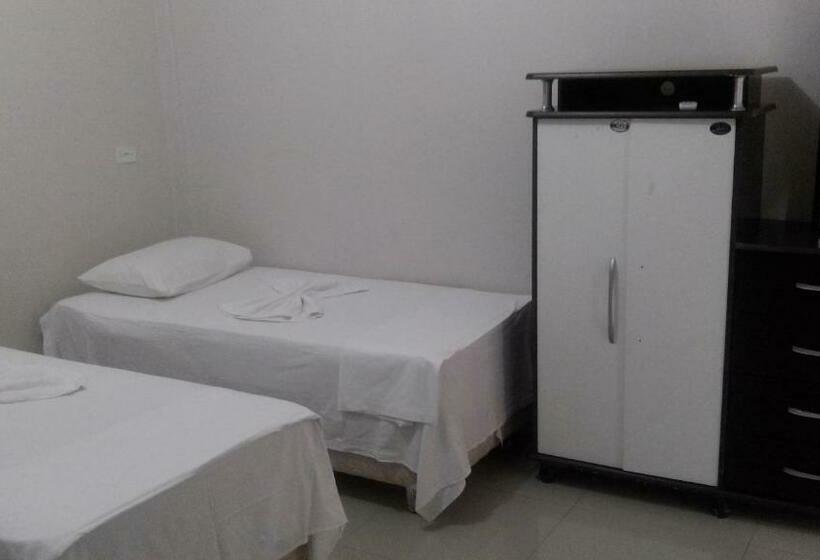 标准三人间, Arco íris Palmas