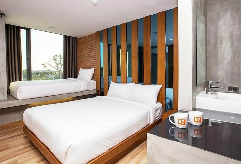 豪华三人间, B2 Udon Boutique & Budget