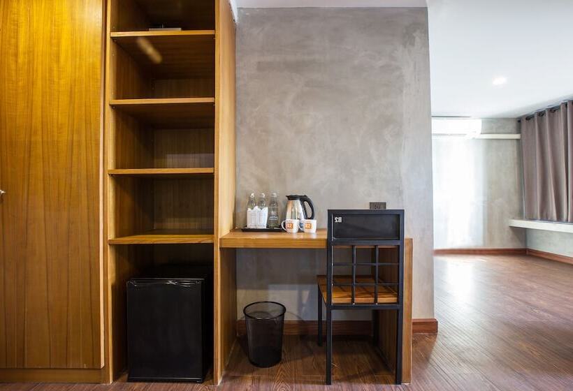 小型套房, B2 Udon Boutique & Budget