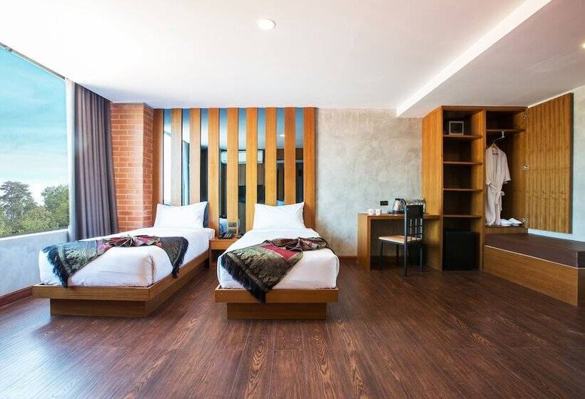 总统套房, B2 Udon Boutique & Budget