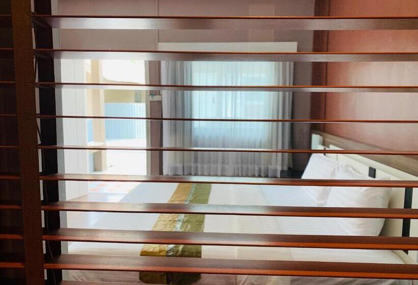 디럭스 룸, Bella Vista Beach Resort Koh Lipe