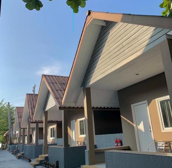 디럭스 룸, Bella Vista Beach Resort Koh Lipe