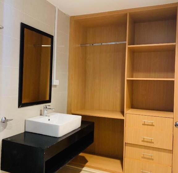 디럭스 룸 측면 바다 전망, Bella Vista Beach Resort Koh Lipe