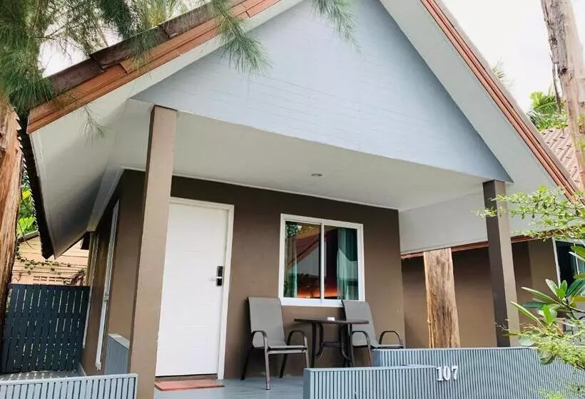 Standard-huone Sivuttainen Merinäkymä, Bella Vista Beach Resort Koh Lipe