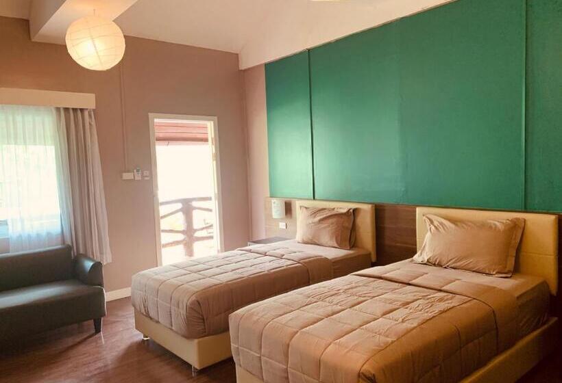 디럭스 룸, Bella Vista Beach Resort Koh Lipe