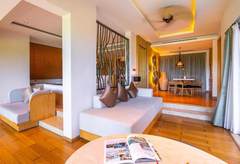 Вилла Deluxe 1 Спальня, Crest Resort & Pool Villas Sha Extra Plus