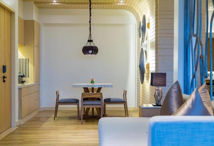 Вилла Deluxe 1 Спальня, Crest Resort & Pool Villas Sha Extra Plus