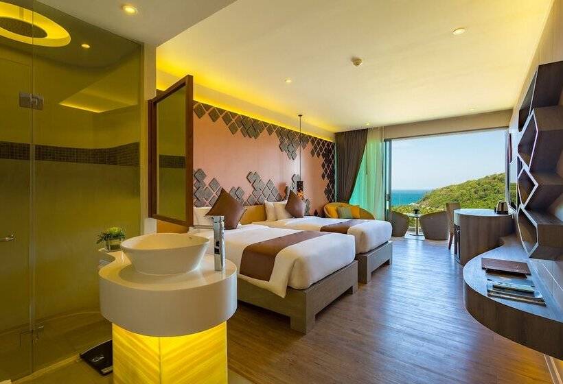 Номер Deluxe Вид на Море, Crest Resort & Pool Villas Sha Extra Plus