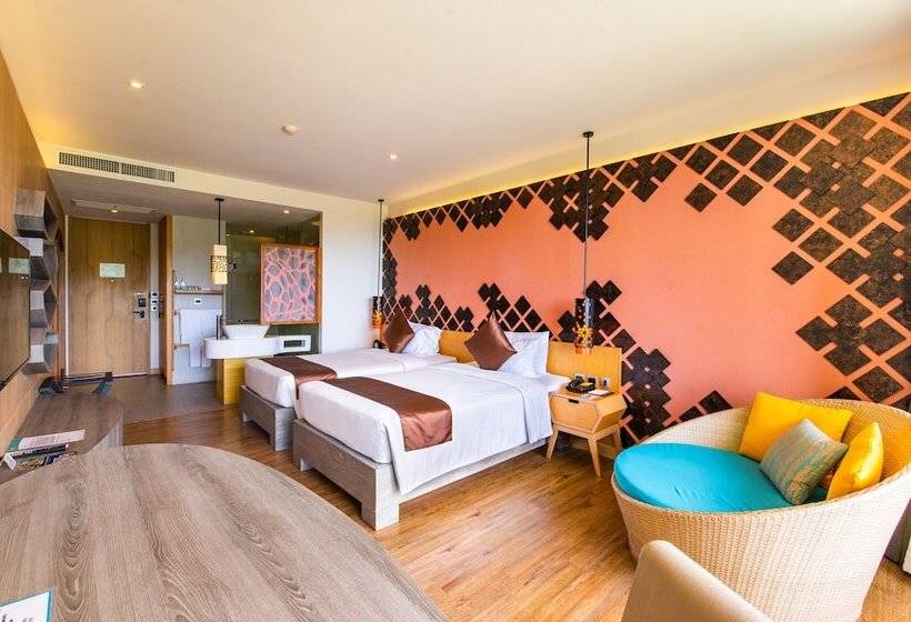 Номер Deluxe Вид на Море, Crest Resort & Pool Villas Sha Extra Plus