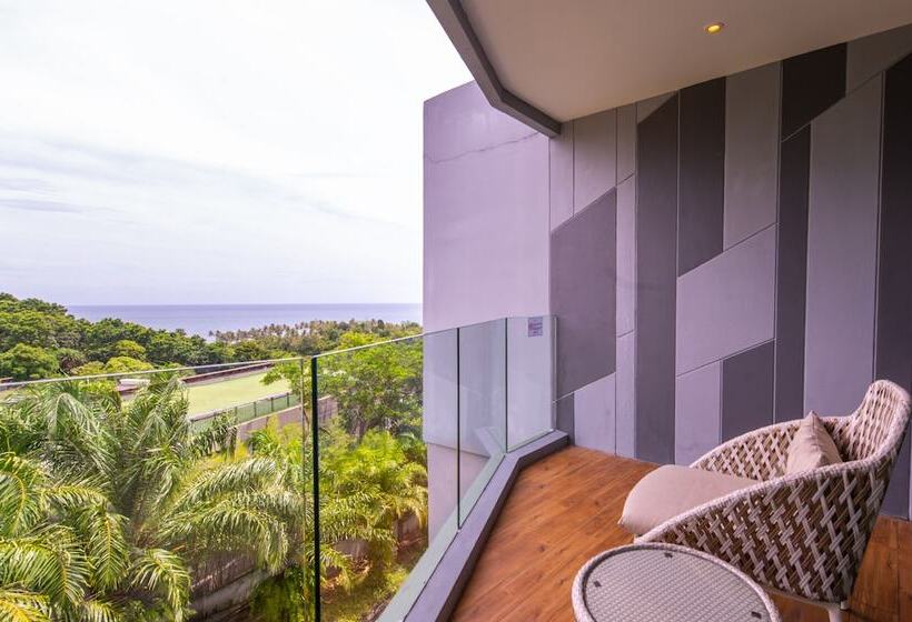 Номер Deluxe Вид на Море Боковой, Crest Resort & Pool Villas Sha Extra Plus