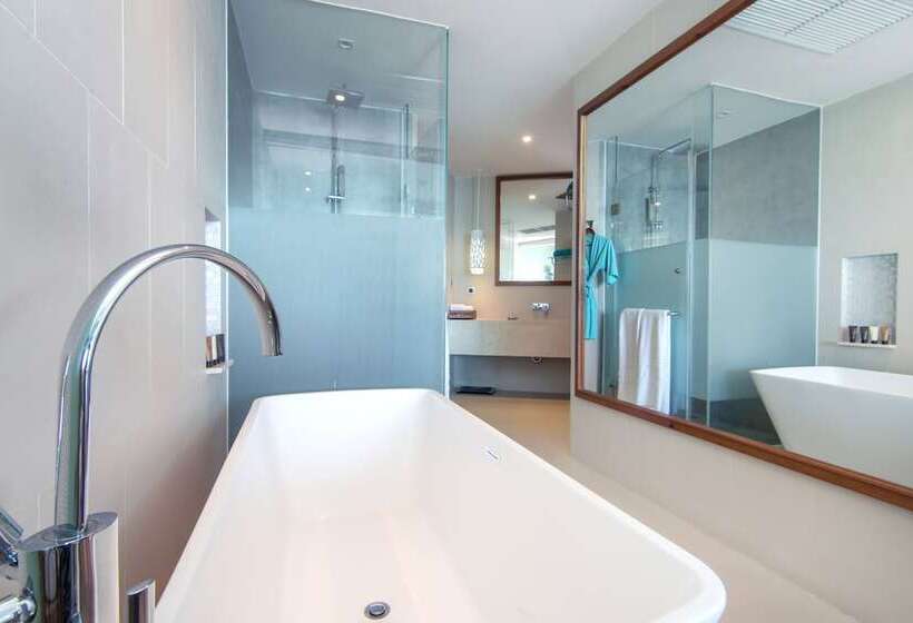 Номер Deluxe Вид на Море, Crest Resort & Pool Villas Sha Extra Plus