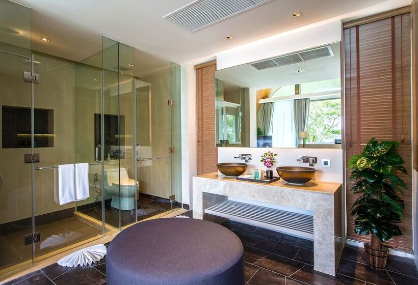 Вилла Premium 1 Спальня, Crest Resort & Pool Villas Sha Extra Plus