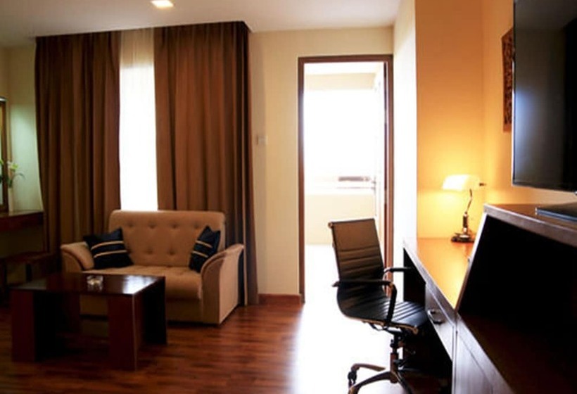 اتاق لوکس با بالکن, Eastern Palace