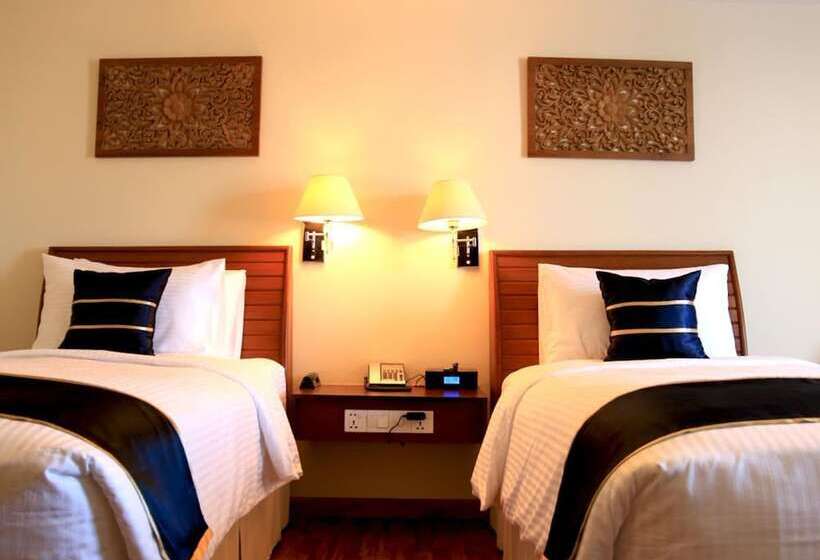 اتاق لوکس, Eastern Palace