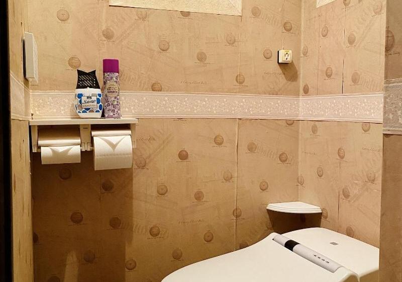 اتاق لوکس, Eastern Palace