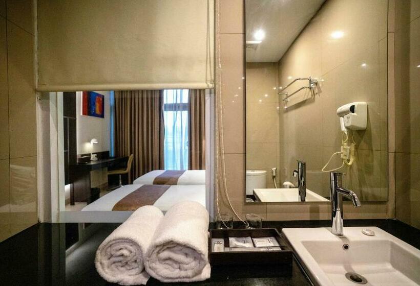 اتاق لوکس, Grandia