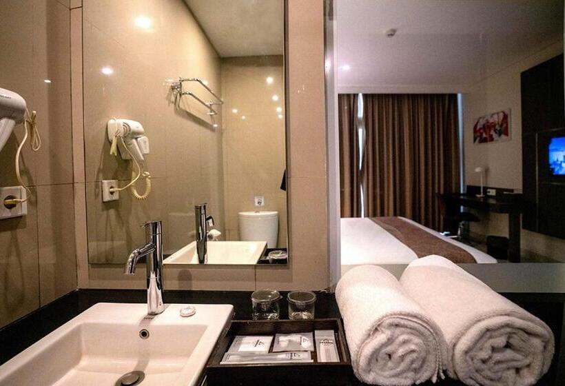 اتاق لوکس با تخت دو نفره بزرگ, Grandia