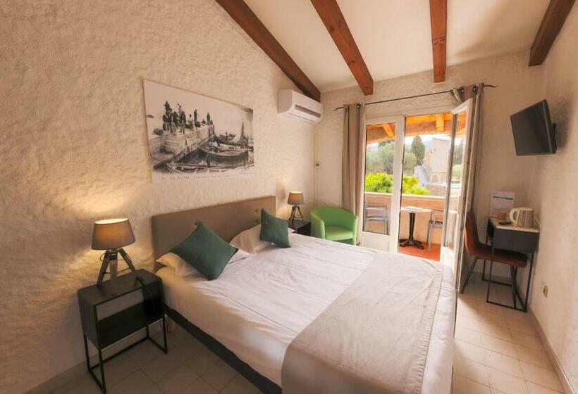 Номер Стандарт, Hôtel Casa Rossa & Spa