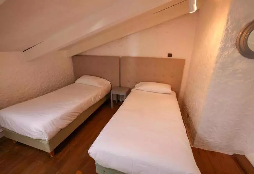 スタンダード４人部屋, Hôtel Casa Rossa & Spa