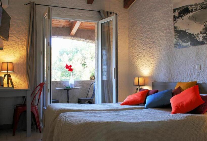 Номер Стандарт, Hôtel Casa Rossa & Spa