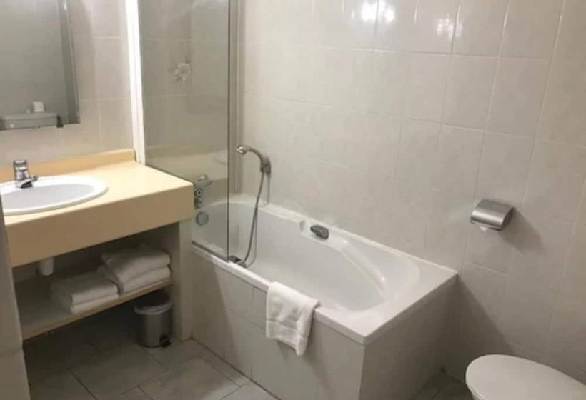 Номер Стандарт Трехместный, Hôtel Casa Rossa & Spa