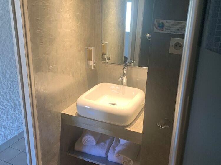 Номер Стандарт, Hôtel Casa Rossa & Spa