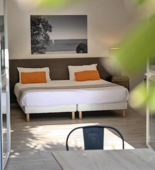 Номер Стандарт Кровать Кинг Адаптированный для Инвалидов, Hôtel Casa Rossa & Spa