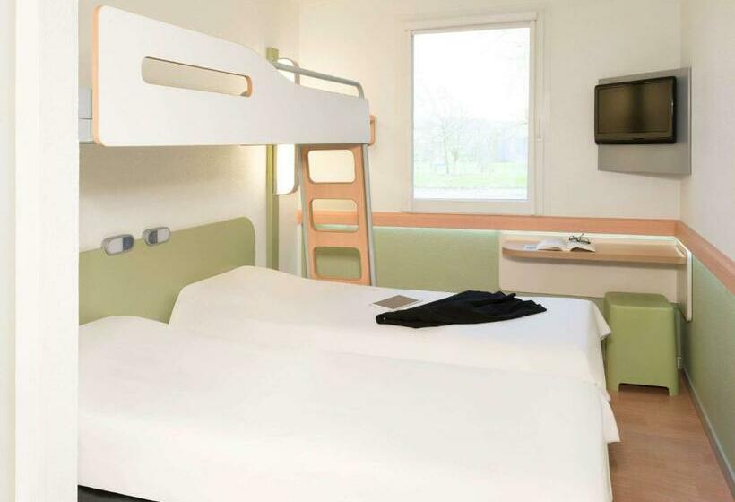 Номер Стандарт Трехместный, Ibis Budget Saintmaurice