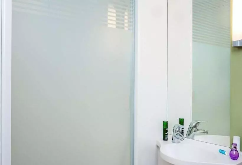 Standard Kolmen Hengen Huone, Ibis Budget Saintmaurice