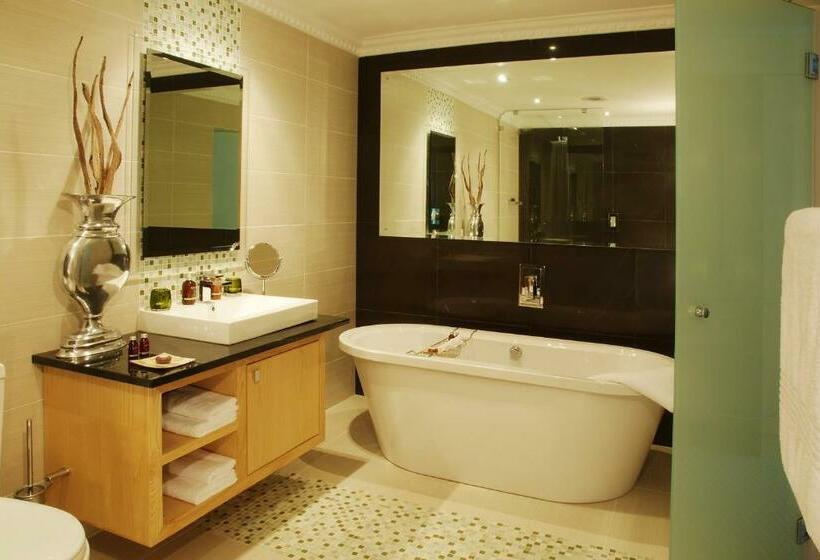 ガーデンビュースタンダードルーム, Isango Gate