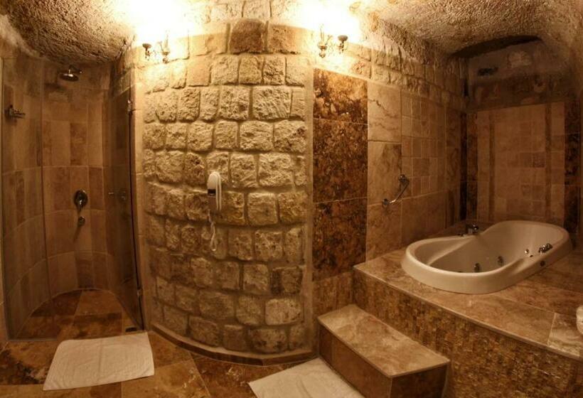 سوییت لوکس, Kemerhan Cave Suites