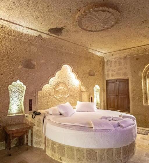 سوئیت پریمیوم, Kemerhan Cave Suites