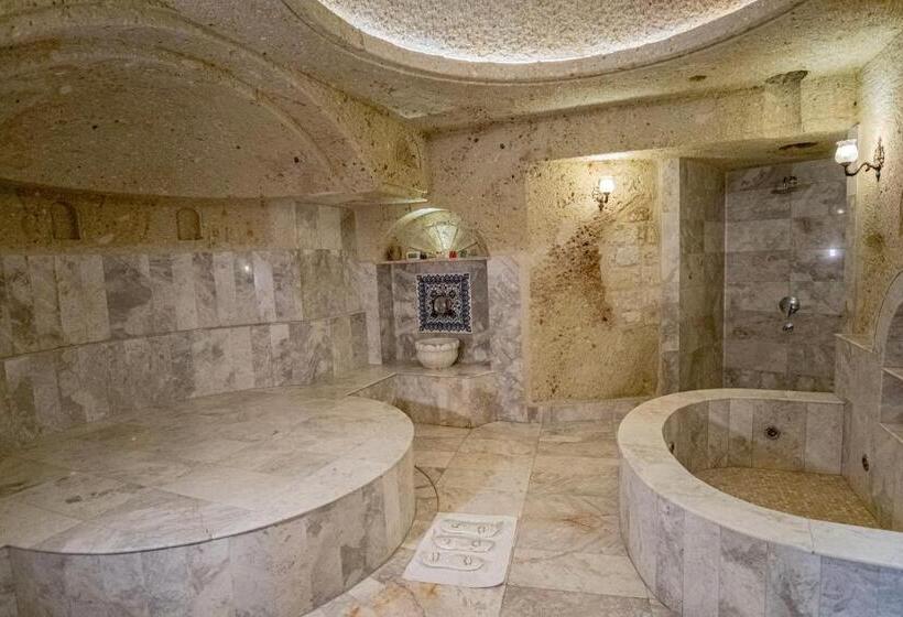 اتاق سوپریور سه تخته, Kemerhan Cave Suites